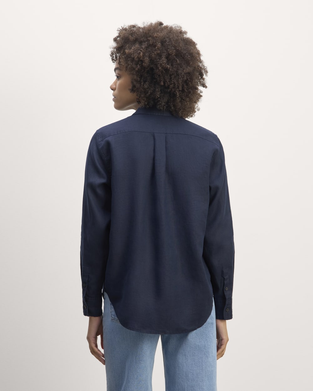 The Must-Have Shirt In Linen | Navy - Image 6