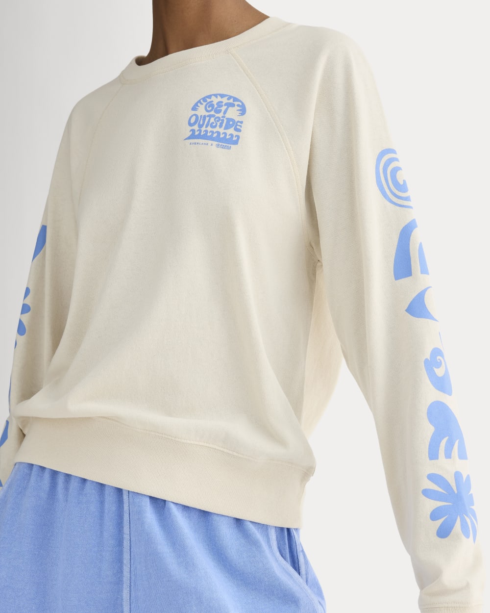 The Everlane X Parks Project Off-Duty Long-Sleeve Tee | Natural / Granada Sky Blue - Image 4