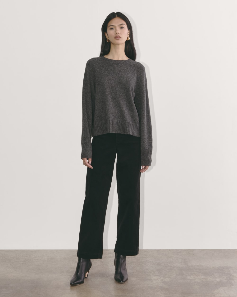 The Boxy Crew In Cashmere | Heather Charcoal - Image 6