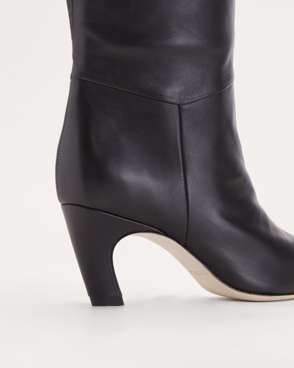 The Banana Boot | Black - Image 7